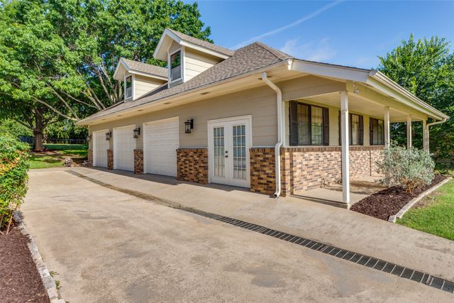 4100 Rawleigh Drive, Fort Worth, TX 76126