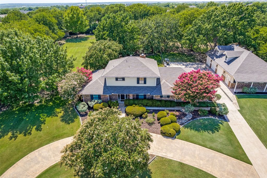 4100 Rawleigh Drive, Fort Worth, TX 76126