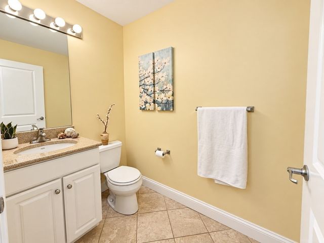310-324 Rindge Ave 316-6, Cambridge, MA 02140