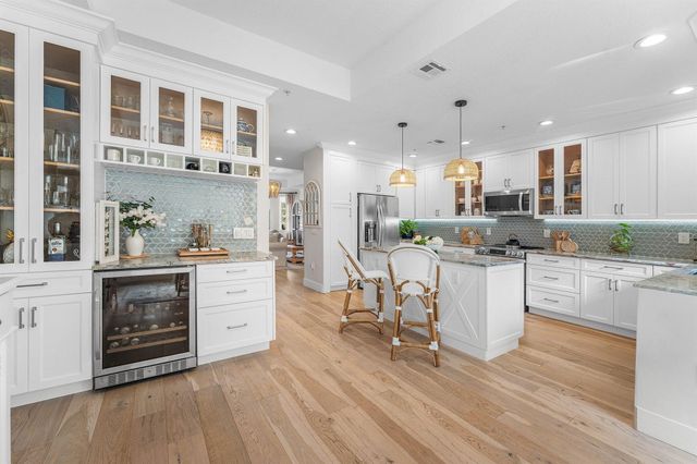 2446 San Pietro Circle, Palm Beach Gardens, FL 33410