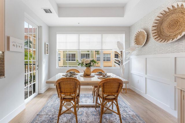 2446 San Pietro Circle, Palm Beach Gardens, FL 33410