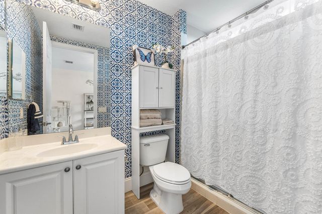 2446 San Pietro Circle, Palm Beach Gardens, FL 33410