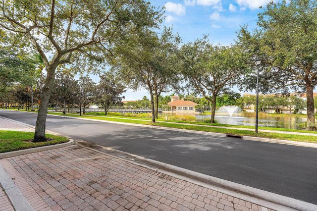 2446 San Pietro Circle, Palm Beach Gardens, FL 33410