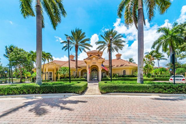 2446 San Pietro Circle, Palm Beach Gardens, FL 33410