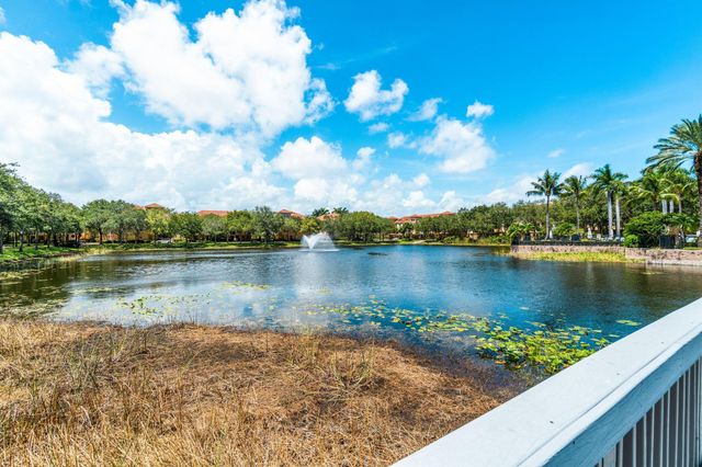 2446 San Pietro Circle, Palm Beach Gardens, FL 33410