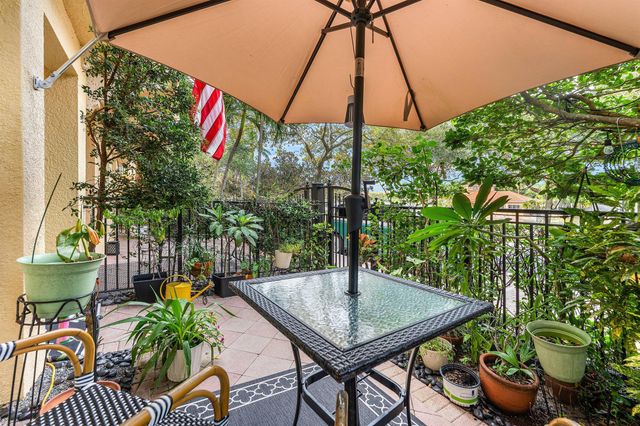 2446 San Pietro Circle, Palm Beach Gardens, FL 33410