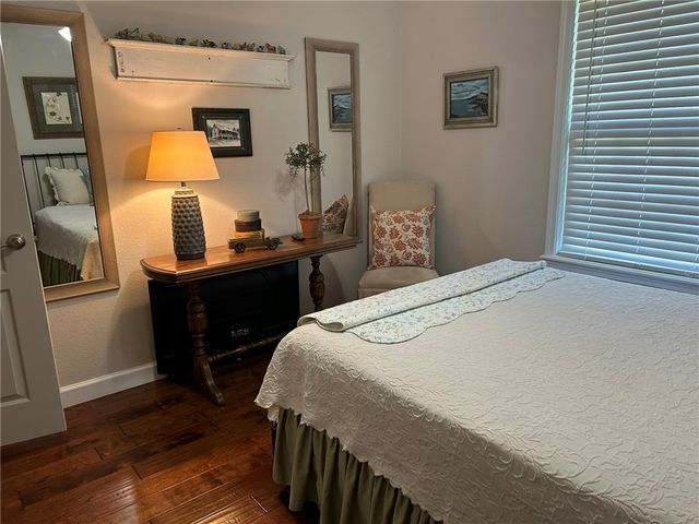 2805 N Louisville Avenue, Russellville, AR 72802