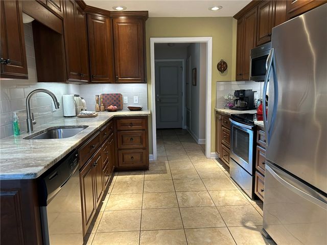 2805 N Louisville Avenue, Russellville, AR 72802