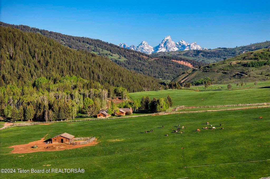 15400 GROS VENTRE Road, Kelly, WY 83011 photo 2