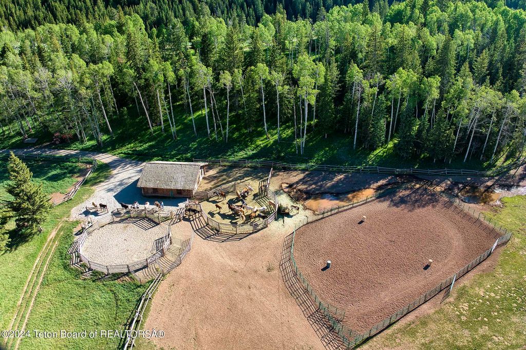 15400 GROS VENTRE Road, Kelly, WY 83011 photo 47