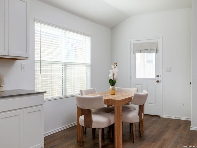 340 SONTERRA DR, San Marcos, TX 78666