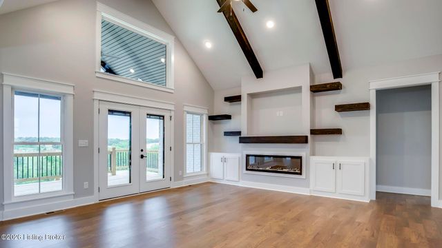 251 Hochstrasser Rd, Fisherville, KY 40023