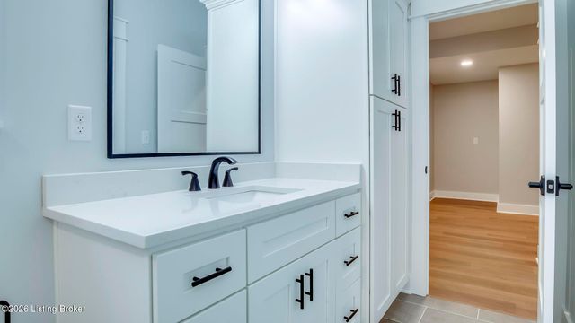 251 Hochstrasser Rd, Fisherville, KY 40023