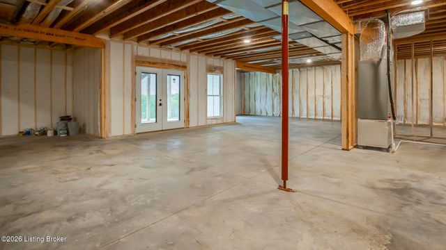 251 Hochstrasser Rd, Fisherville, KY 40023