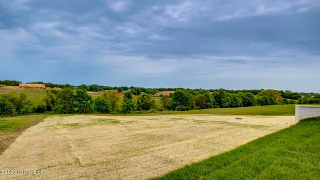251 Hochstrasser Rd, Fisherville, KY 40023