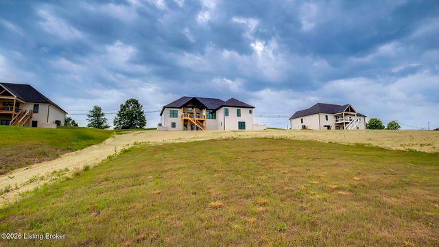 251 Hochstrasser Rd, Fisherville, KY 40023