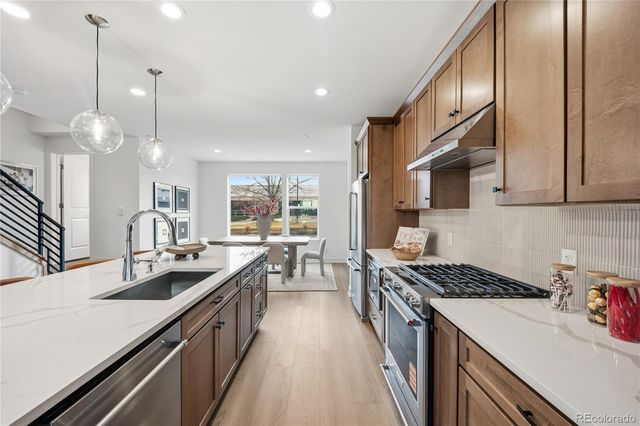 10916 E Hinsdale Circle, Englewood, CO 80112