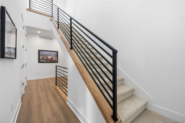 10916 E Hinsdale Circle, Englewood, CO 80112