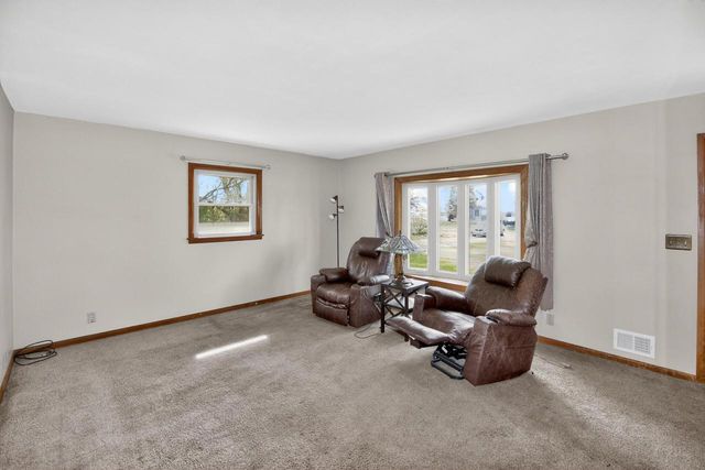 3440 5 Mile ROAD, Caledonia, WI 53108