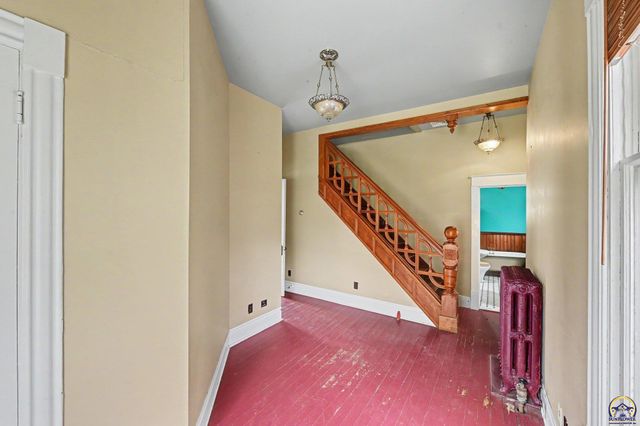 435 SW Buchanan ST, Topeka, KS 66606