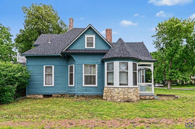 435 SW Buchanan ST, Topeka, KS 66606