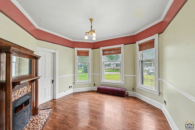 435 SW Buchanan ST, Topeka, KS 66606