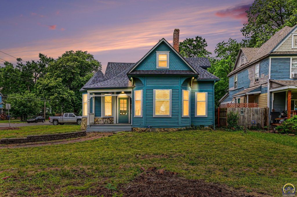 435 SW Buchanan ST, Topeka, KS 66606