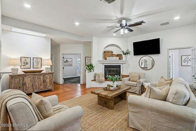 613 Cielo Vista Court, Las Cruces, NM 88005