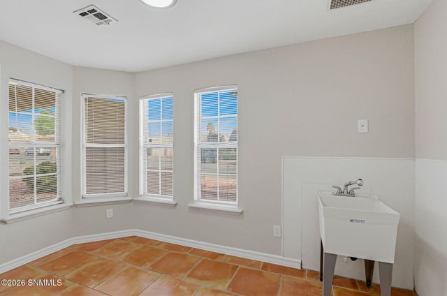 613 Cielo Vista Court, Las Cruces, NM 88005