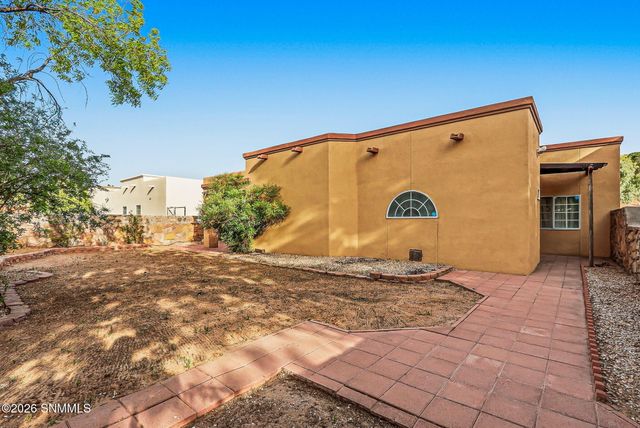 613 Cielo Vista Court, Las Cruces, NM 88005