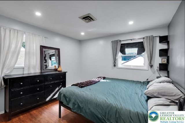 856 Poplar Road, Hellertown Boro, PA 18055