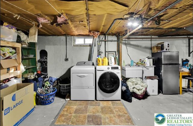 856 Poplar Road, Hellertown Boro, PA 18055