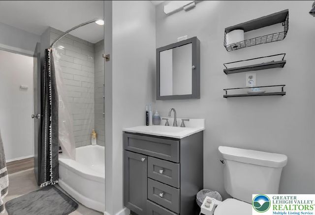 856 Poplar Road, Hellertown Boro, PA 18055