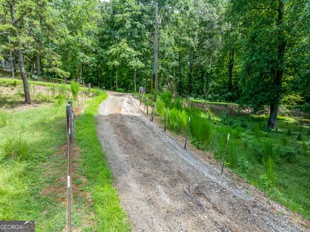 6223 Hulsey Road, Clermont, GA 30527