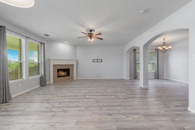 5541 Grenada Drive, Fort Worth, TX 76119