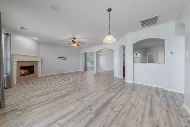 5541 Grenada Drive, Fort Worth, TX 76119