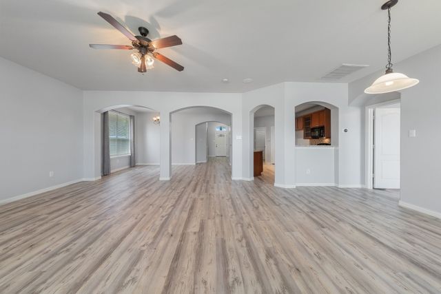 5541 Grenada Drive, Fort Worth, TX 76119