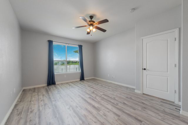 5541 Grenada Drive, Fort Worth, TX 76119