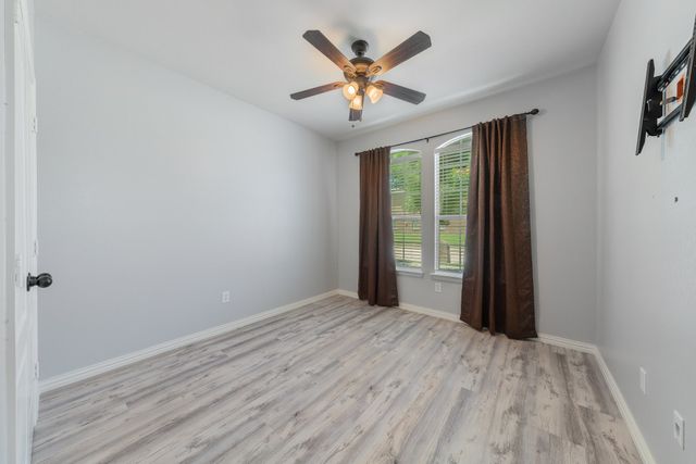 5541 Grenada Drive, Fort Worth, TX 76119