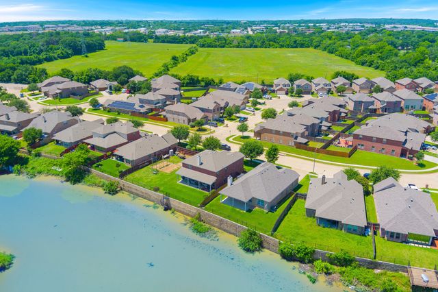 5541 Grenada Drive, Fort Worth, TX 76119