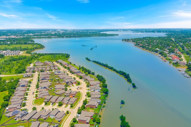 5541 Grenada Drive, Fort Worth, TX 76119