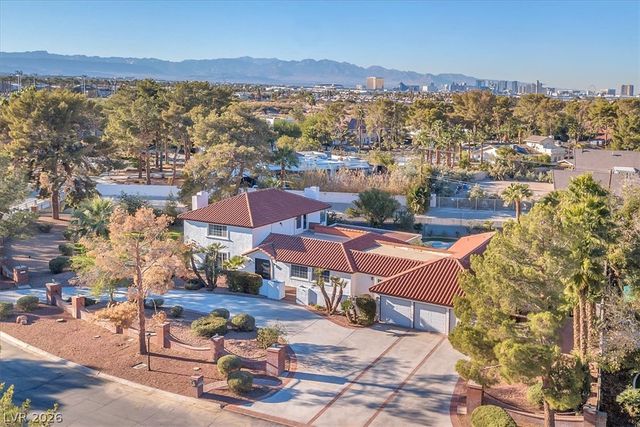 2868 Vista Del Sol Avenue, Las Vegas, NV 89120