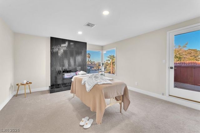 2868 Vista Del Sol Avenue, Las Vegas, NV 89120