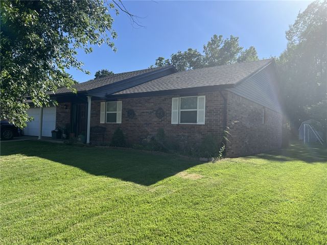 1406 Daline Street, Springdale, AR 72762
