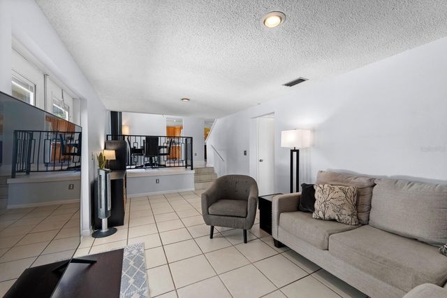 709 CALIENTE DRIVE, Brandon, FL 33511