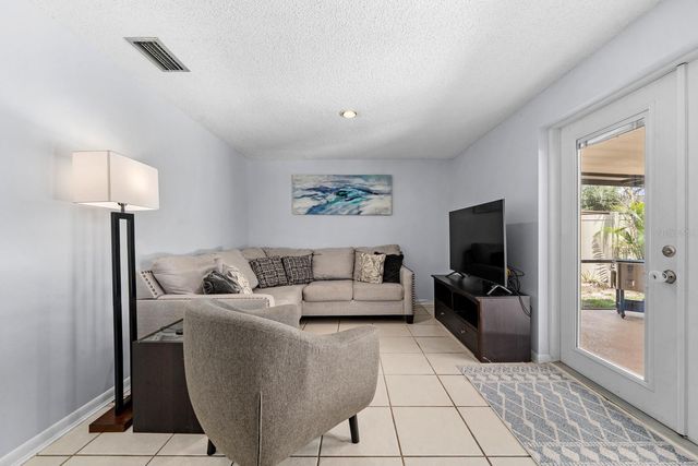 709 CALIENTE DRIVE, Brandon, FL 33511