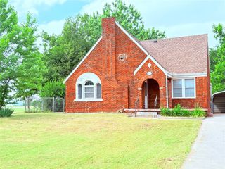 1710 W Chickasha Avenue, Chickasha, OK 73018
