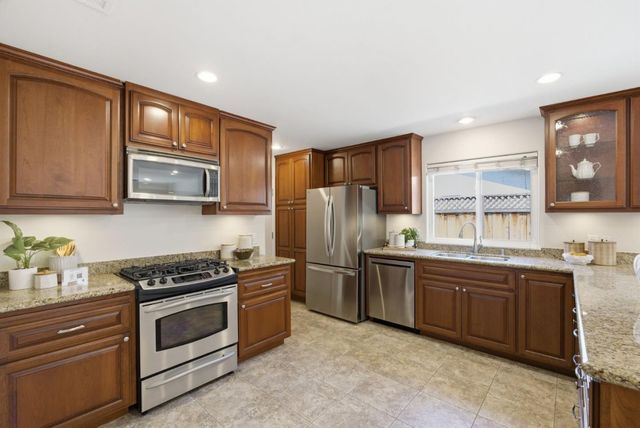 5816 Summerbrook Court, San Jose, CA 95123