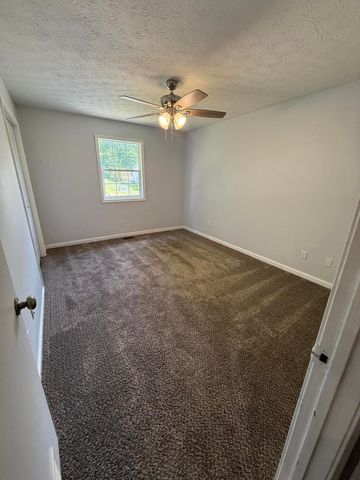 210 Blossom Rdg Drive, Corbin, KY 40701