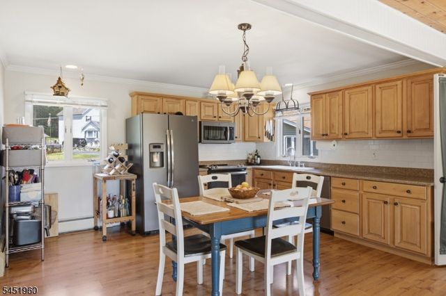 26 Lake Shore Rd W, Hardyston Twp., NJ 07460
